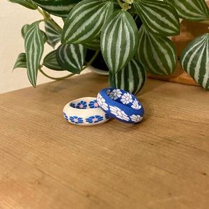 Pretty Pair Of Vintage 90’s Polymer Clay Flower Rings